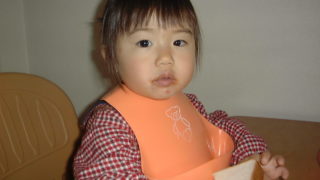 日南子、ごっこ遊びに夢中